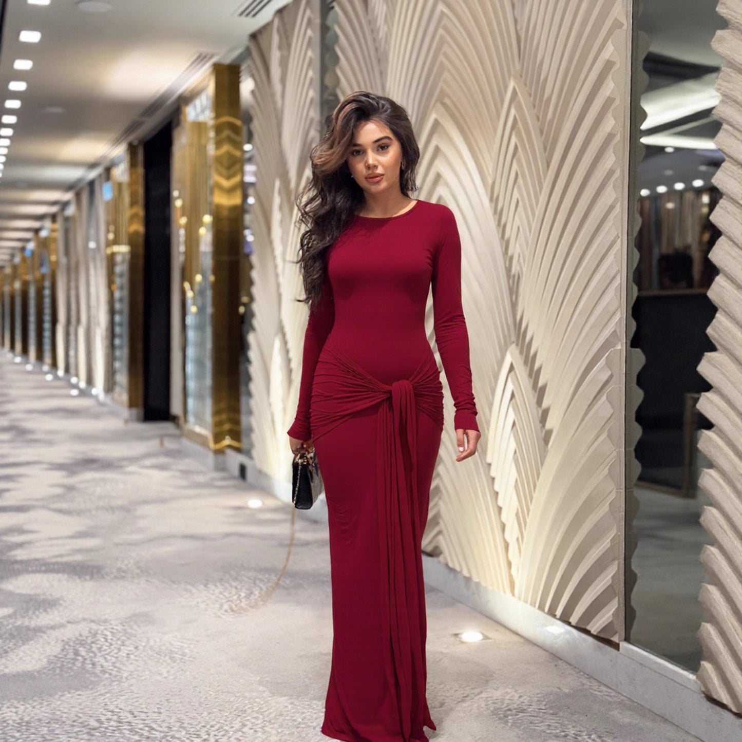 Women’s Long Sleeve Sheath Dress – Body-Hugging Crew Neck Fashion Dress