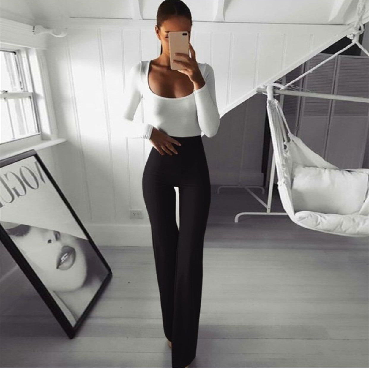 Elegant and sexy tight pants for women -