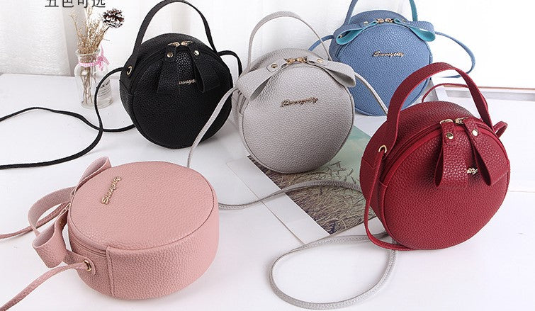 Women’s Round Crossbody Bag – Circular Leather Shoulder Messenger Purse