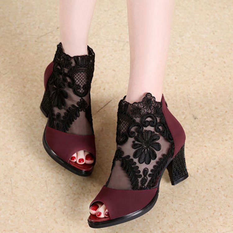Woman Sexy Flower Lace Hollow Peep toe Gladiator Sandals Plus