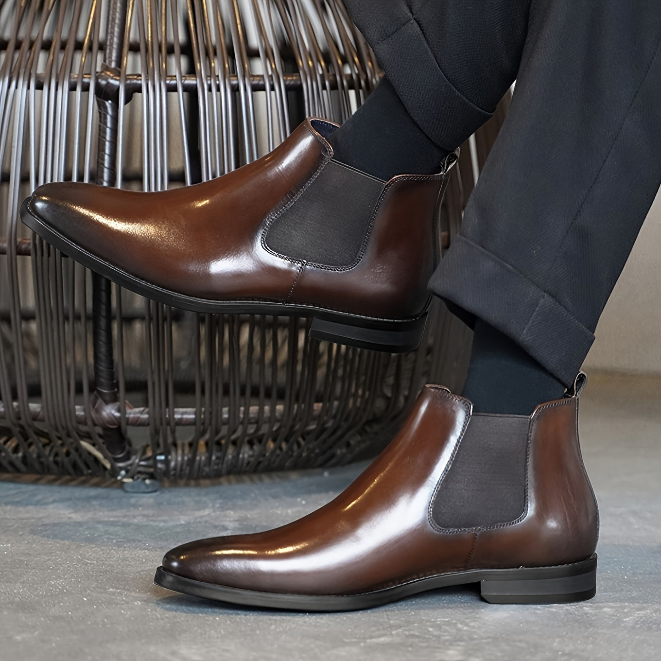 Versatile Plus Size Mens Chelsea Boots  Vintage Comfort